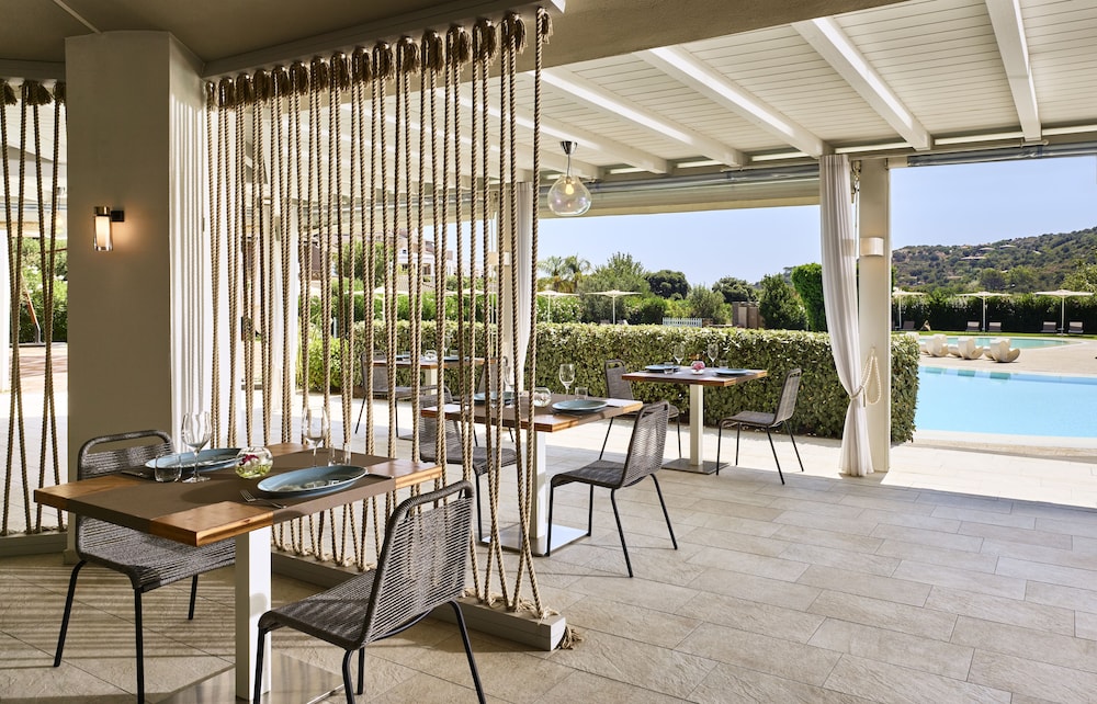 The Village - Chia Laguna Sardinia — Restaurant & bars in Domus de Maria, Sardinia