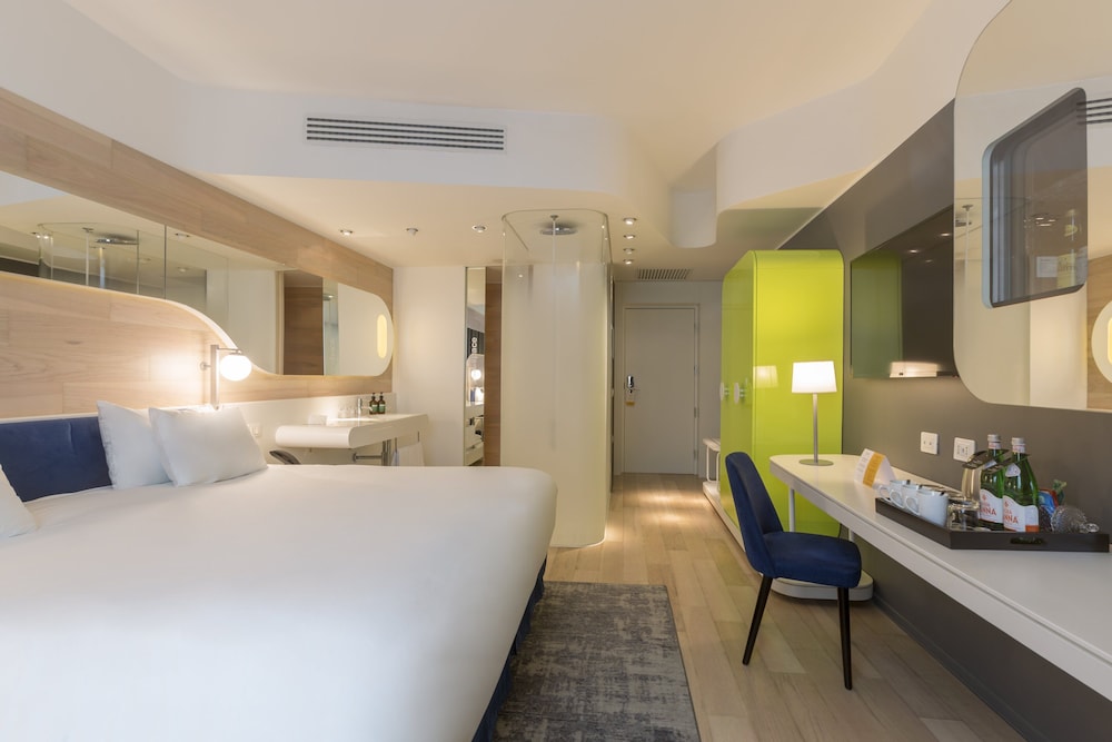 voco Milan - Fiere by IHG — Hotel rooms in Milan, Lombardy