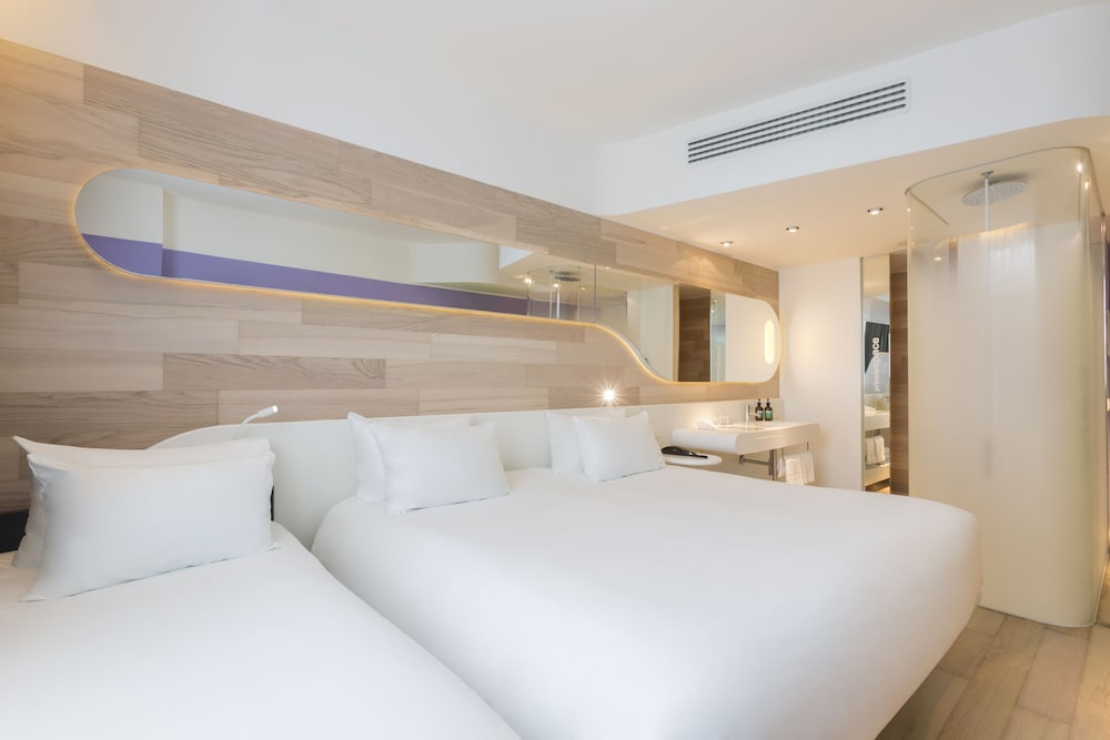 voco Milan - Fiere by IHG — Hotel rooms in Milan, Lombardy
