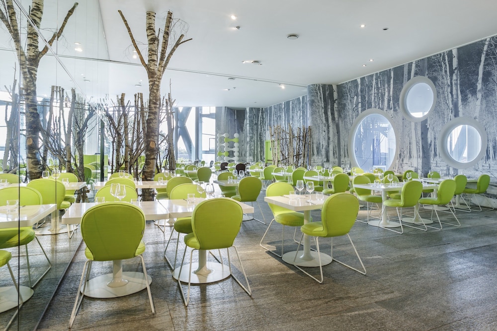 voco Milan - Fiere by IHG — Restaurant & bars in Milan, Lombardy