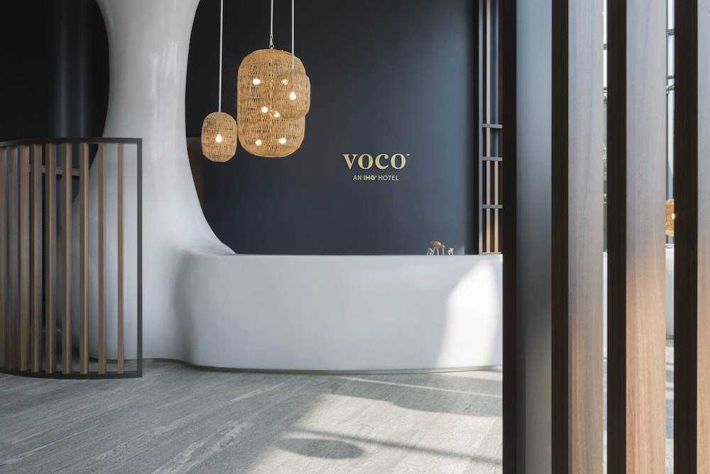 voco Milan - Fiere by IHG — Hotel building in Milan, Lombardy