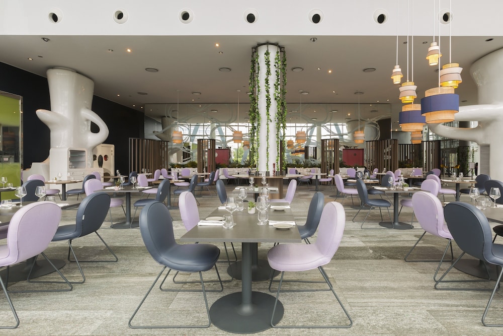 voco Milan - Fiere by IHG — Restaurant & bars in Milan, Lombardy