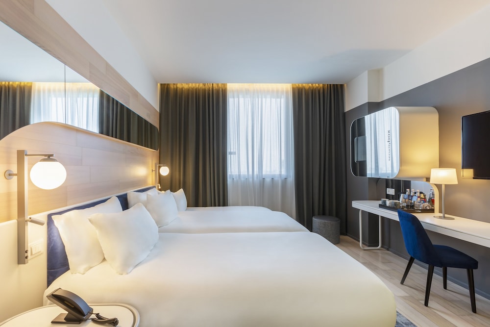 voco Milan - Fiere by IHG — Hotel rooms in Milan, Lombardy
