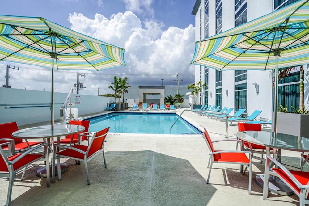 Hotel Dello Ft Lauderdale Airport, Tapestry Collection by Hilton - zdjęcie 4