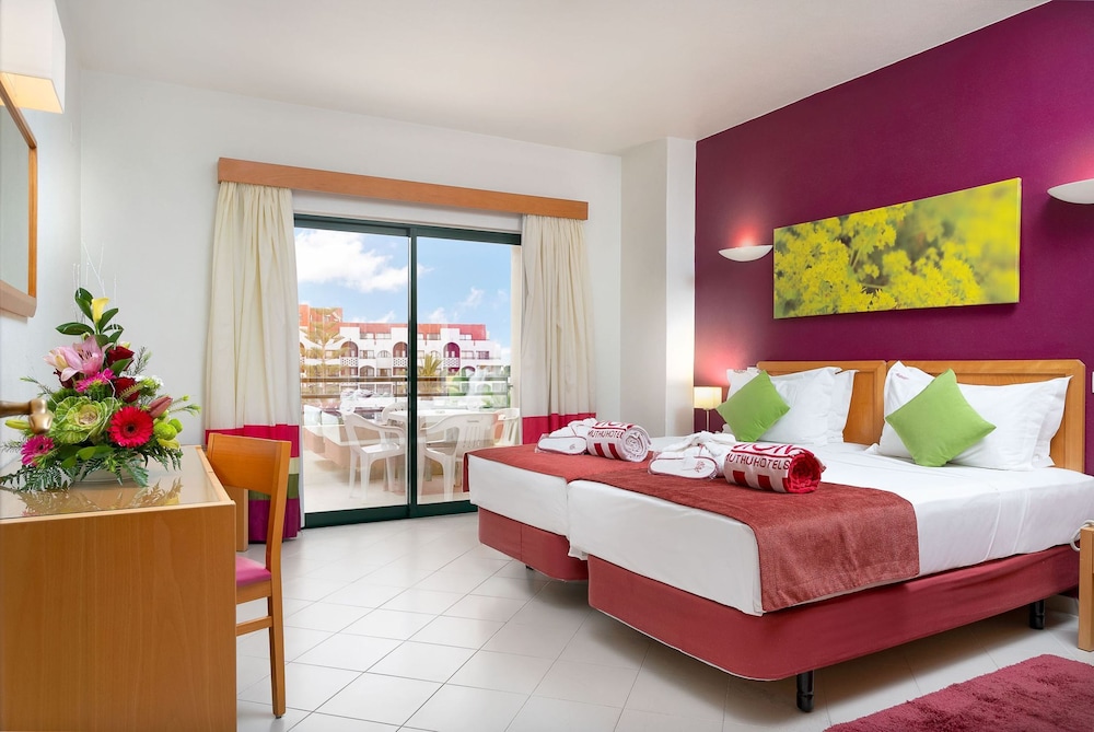 Grand Muthu Forte da Oura — Hotel rooms in Albufeira, Faro