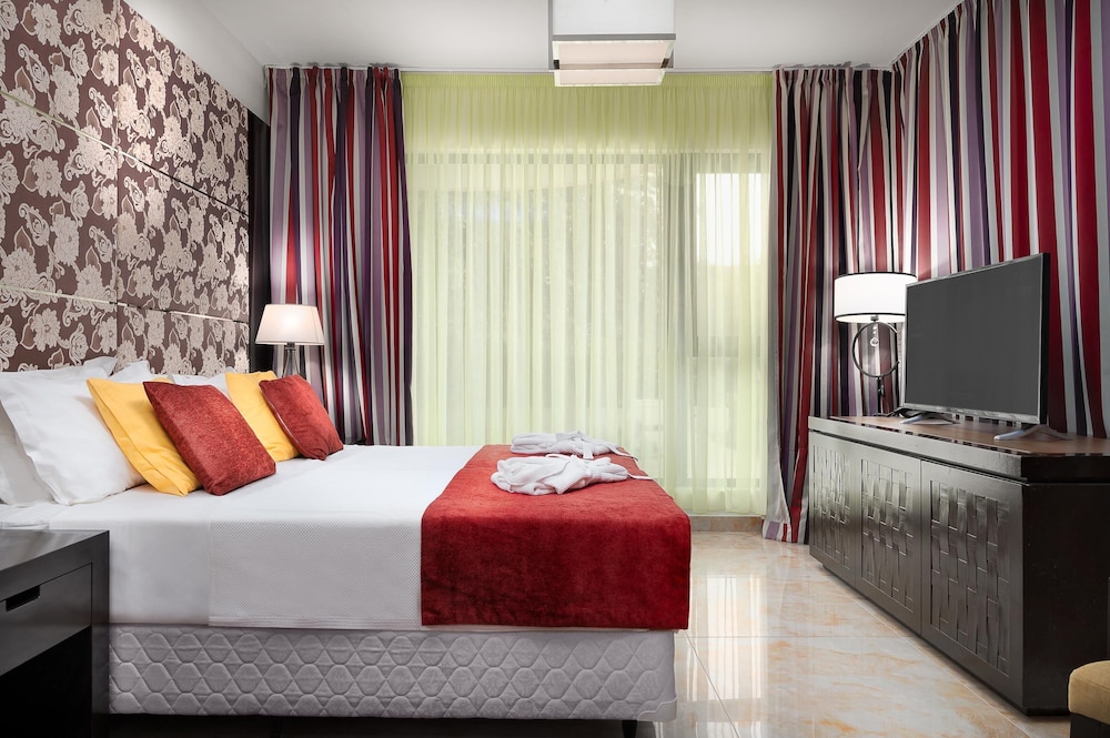 Grand Muthu Forte da Oura — Hotel rooms in Albufeira, Faro