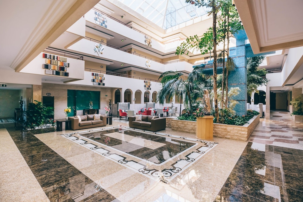 Grand Muthu Forte da Oura — Hotel building in Albufeira, Faro