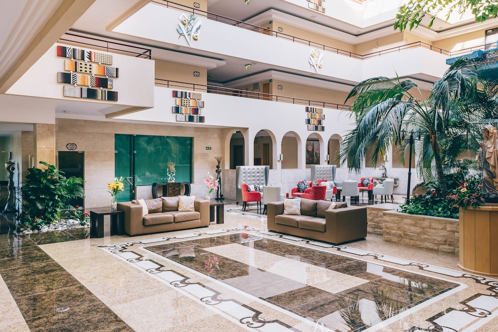 Grand Muthu Forte da Oura — Hotel building in Albufeira, Faro
