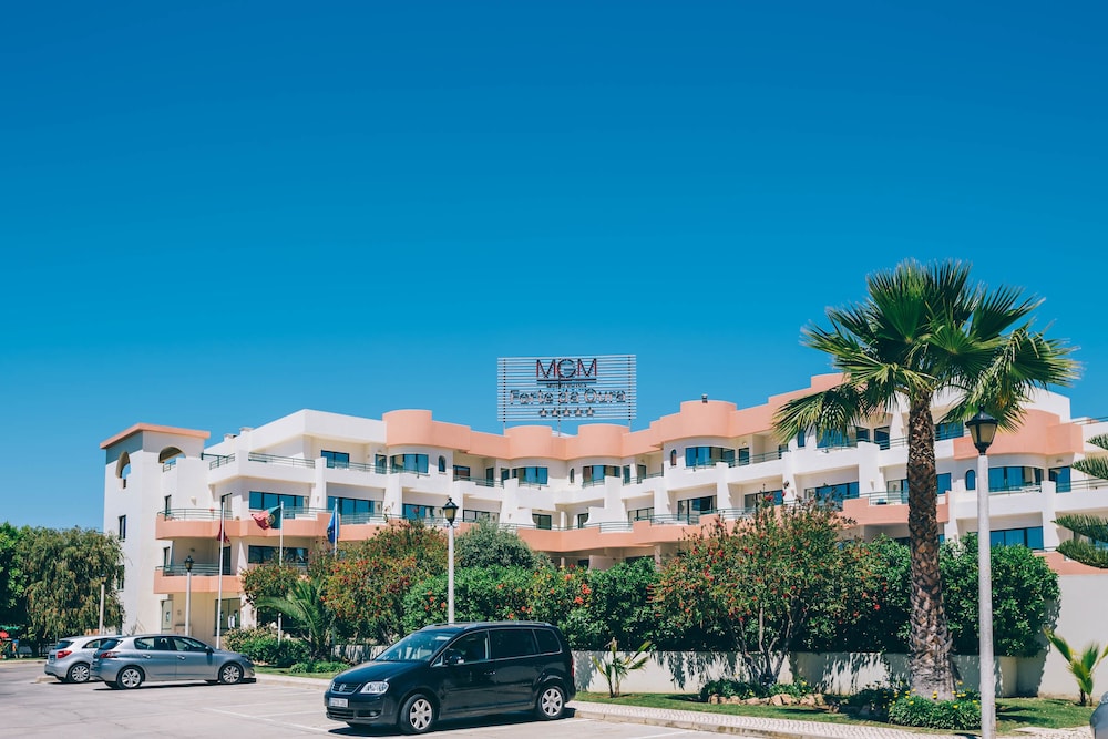 Grand Muthu Forte da Oura — Hotel building in Albufeira, Faro