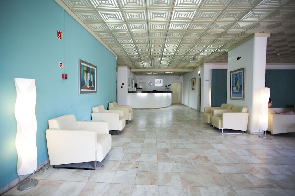 Mirachoro Albufeira — Hotel building in Albufeira, Faro