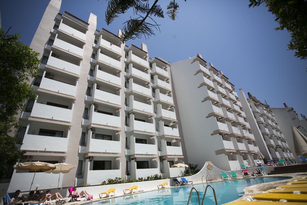 Mirachoro Albufeira — Hotel building in Albufeira, Faro