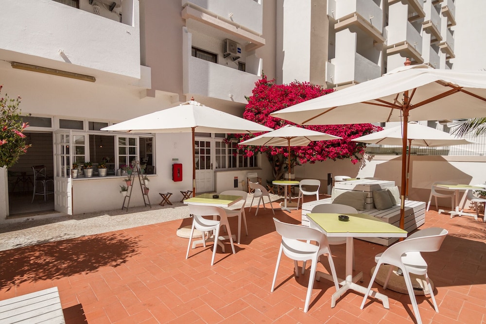 Mirachoro Albufeira — Restaurant & bars in Albufeira, Faro
