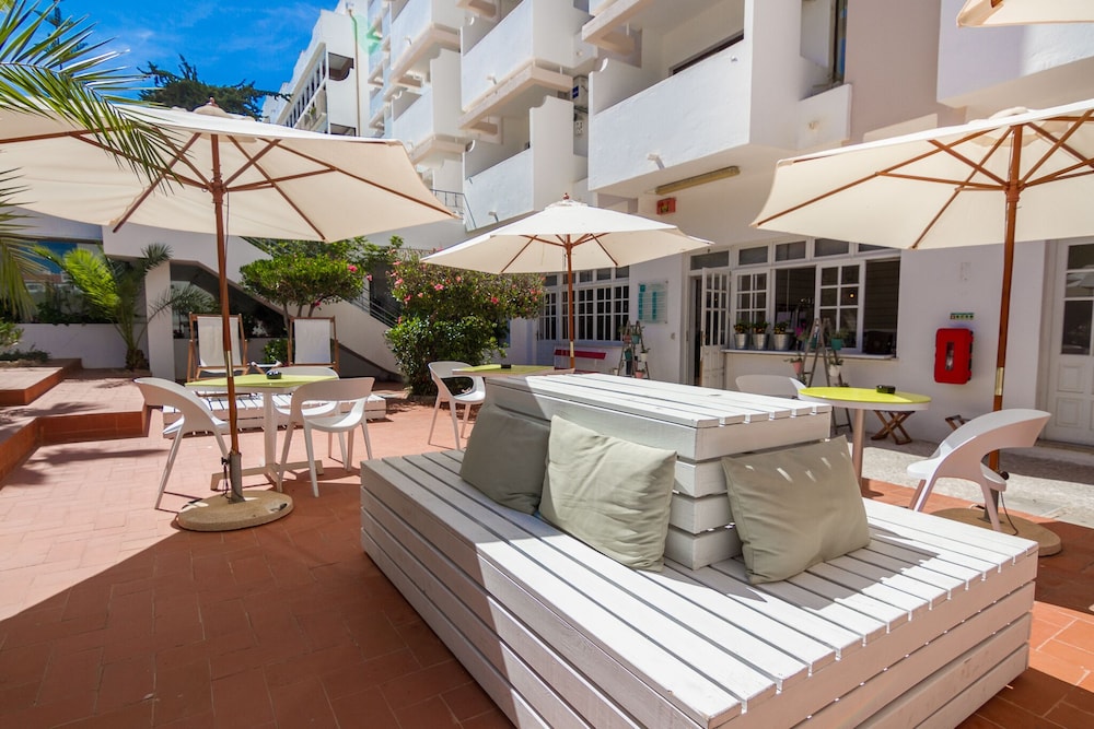 Mirachoro Albufeira — Restaurant & bars in Albufeira, Faro
