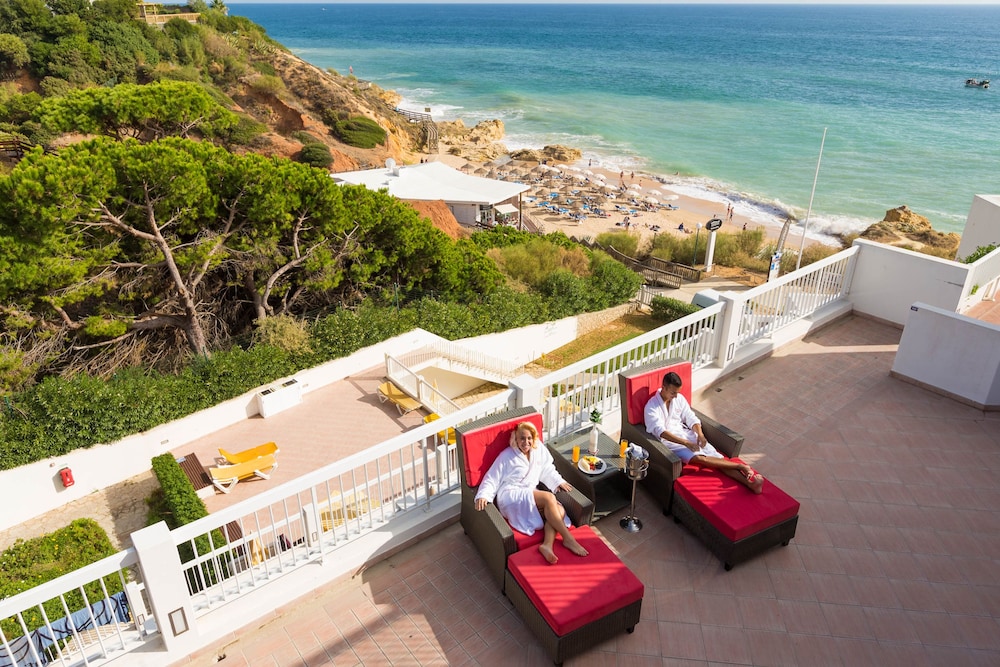 Muthu Clube Praia da Oura — Beach in Albufeira, Faro