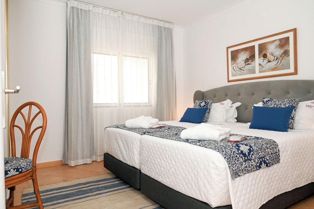Muthu Clube Praia da Oura — Hotel rooms in Albufeira, Faro