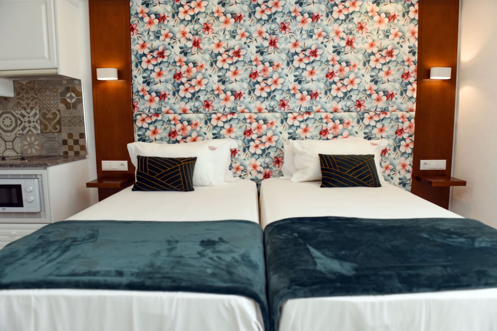 Muthu Clube Praia da Oura — Hotel rooms in Albufeira, Faro