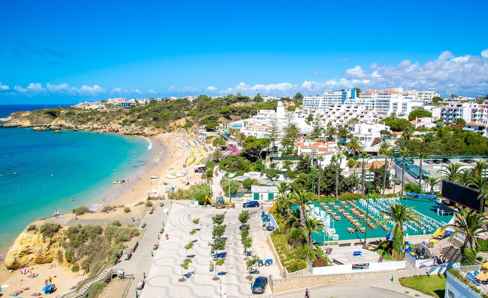 Muthu Clube Praia da Oura — Beach in Albufeira, Faro
