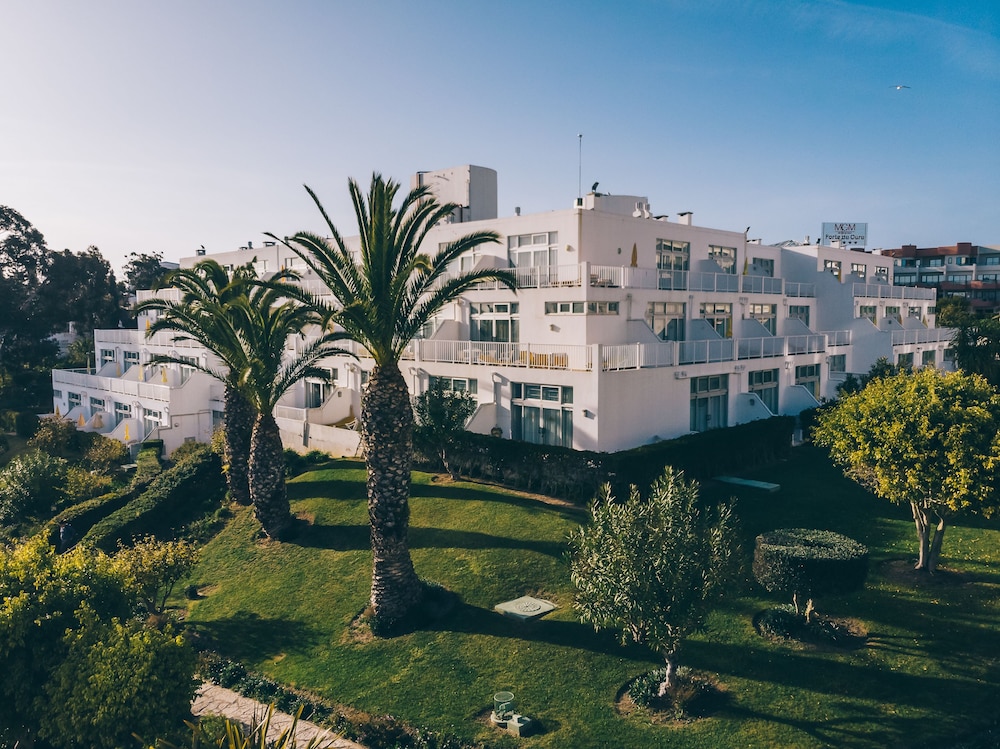 Muthu Clube Praia da Oura — Hotel building in Albufeira, Faro