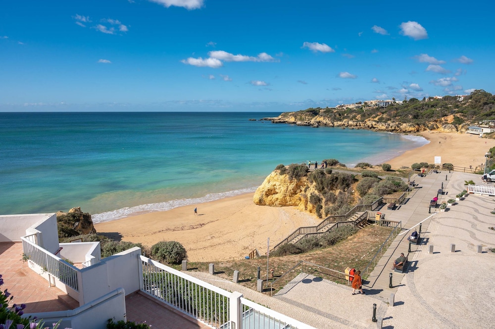 Muthu Clube Praia da Oura — Beach in Albufeira, Faro