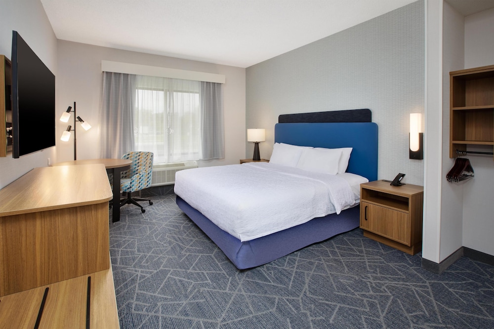 Hampton Inn Hotel Detroit/Belleville-Airport Area — Hotel rooms in Belleville, Michigan