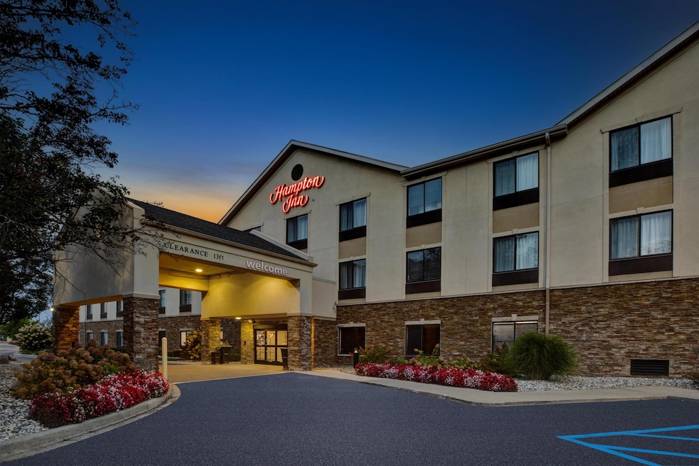 Hampton Inn Hotel Detroit/Belleville-Airport Area — Main photo in Belleville, Michigan
