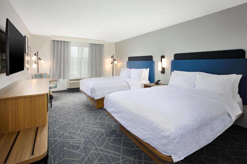 Hampton Inn Hotel Detroit/Belleville-Airport Area — Hotel rooms in Belleville, Michigan