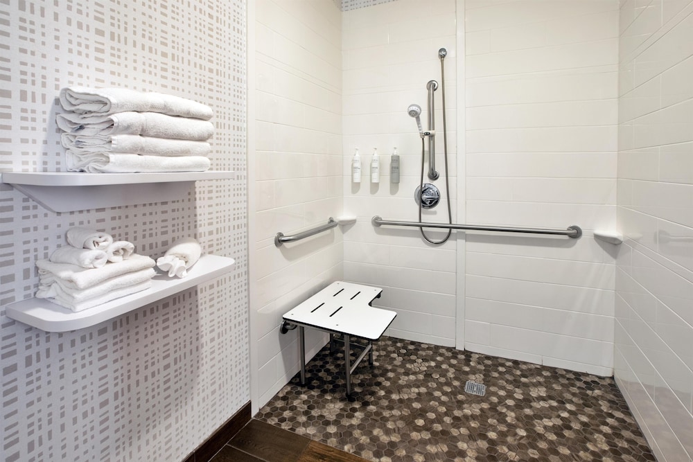 Hampton Inn Hotel Detroit/Belleville-Airport Area — Hotel rooms in Belleville, Michigan