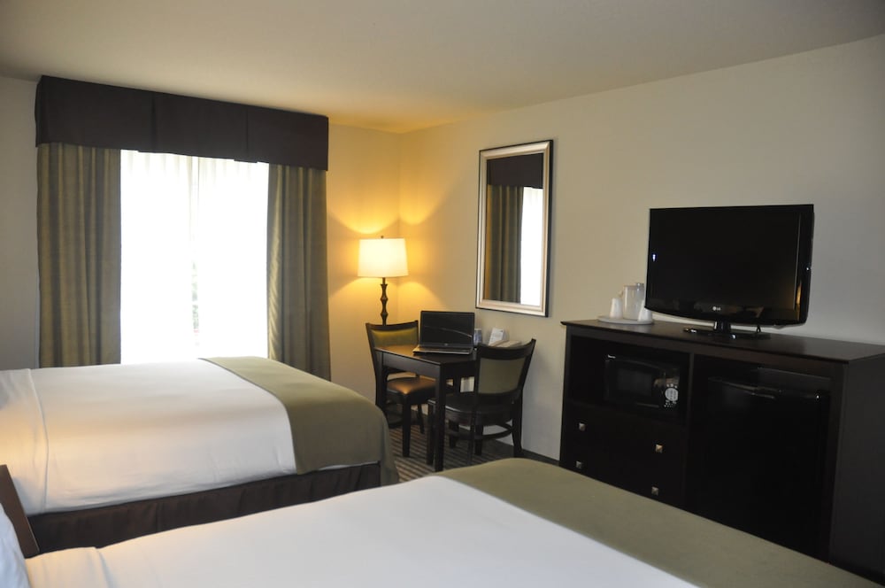 Holiday Inn Express Sarasota East - I-75 by IHG — Hotel rooms in Sarasota, Florida