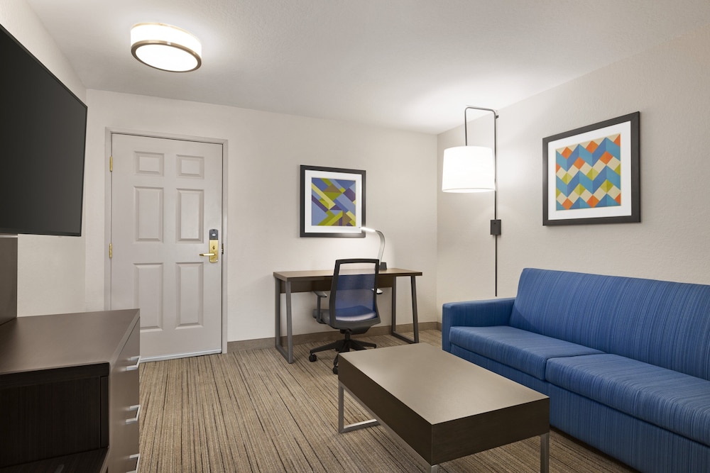Holiday Inn Express Sarasota East - I-75 by IHG — Hotel rooms in Sarasota, Florida