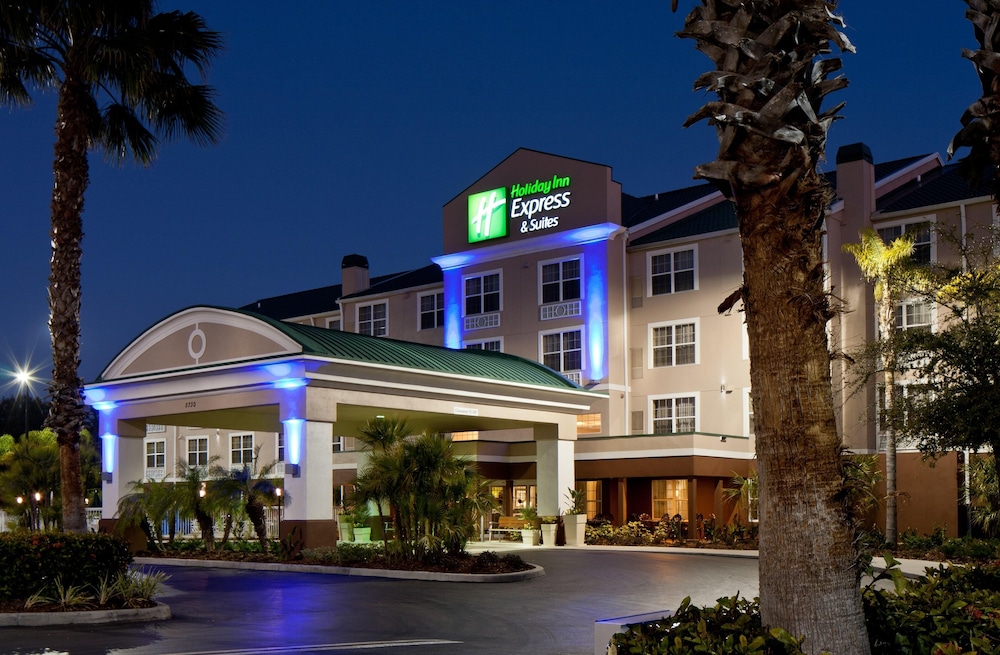 Holiday Inn Express Sarasota East - I-75 by IHG — Hotel building in Sarasota, Florida