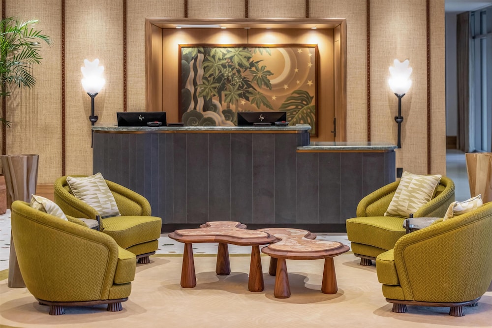 Ka Laʻi Waikiki Beach, LXR Hotels & Resorts — Hotel building in Honolulu, Hawaii