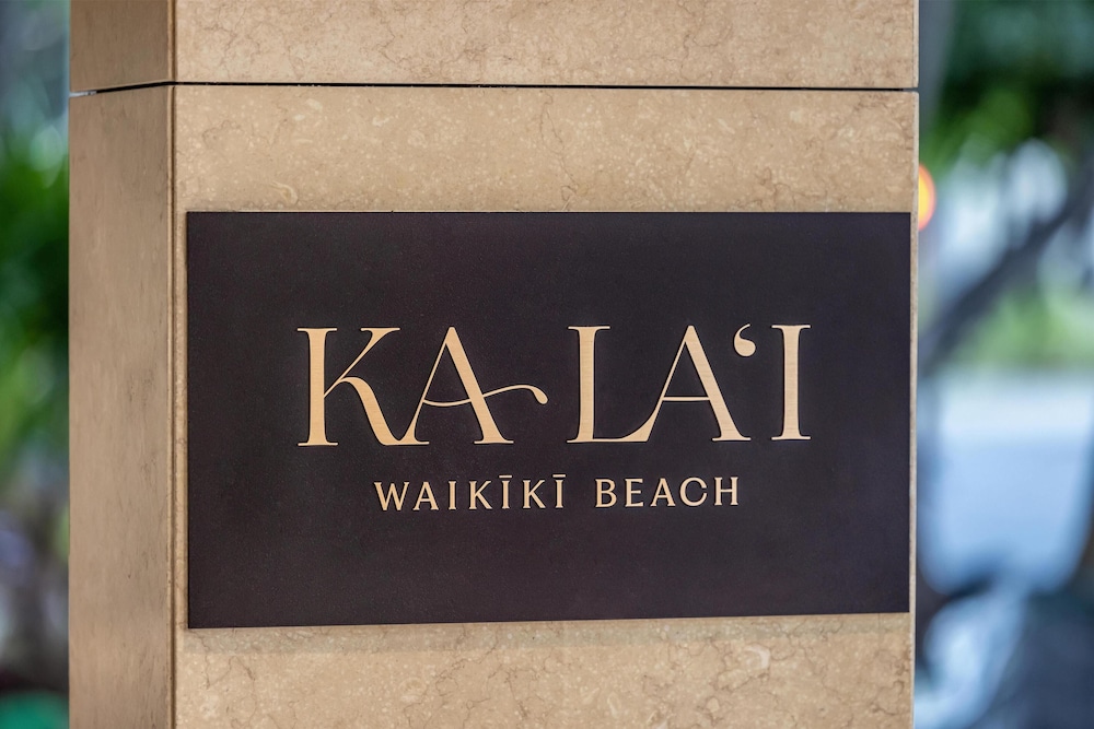 Ka Laʻi Waikiki Beach, LXR Hotels & Resorts — Hotel building in Honolulu, Hawaii