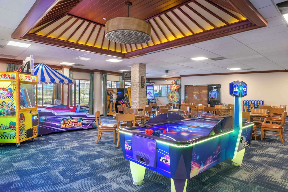 Hilton Vacation Club Aqua Sol Orlando West — Attractions for children in Winter Garden, Florida
