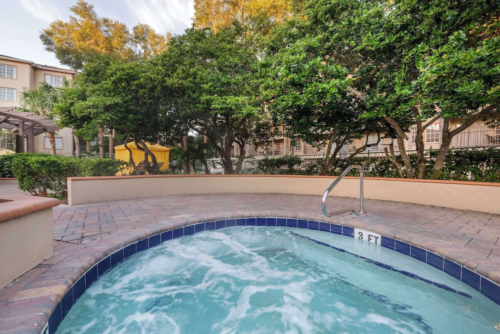 Hilton Vacation Club Aqua Sol Orlando West — Spa in Winter Garden, Florida