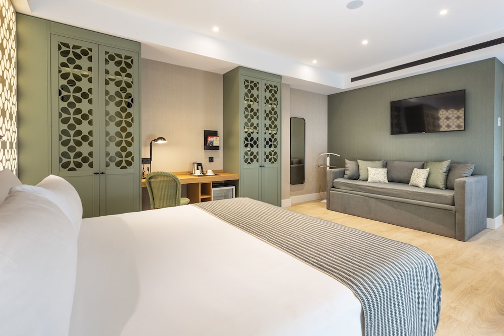 Catalonia Santa Justa — Hotel rooms in Seville, Andalusia