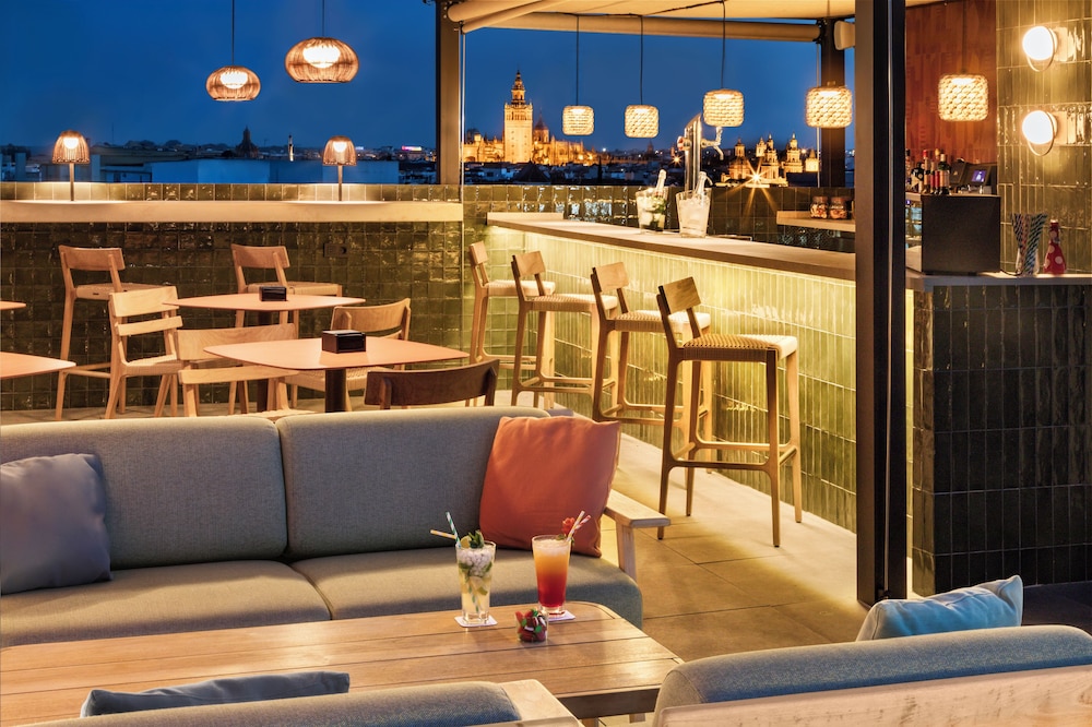 Catalonia Santa Justa — Restaurant & bars in Seville, Andalusia