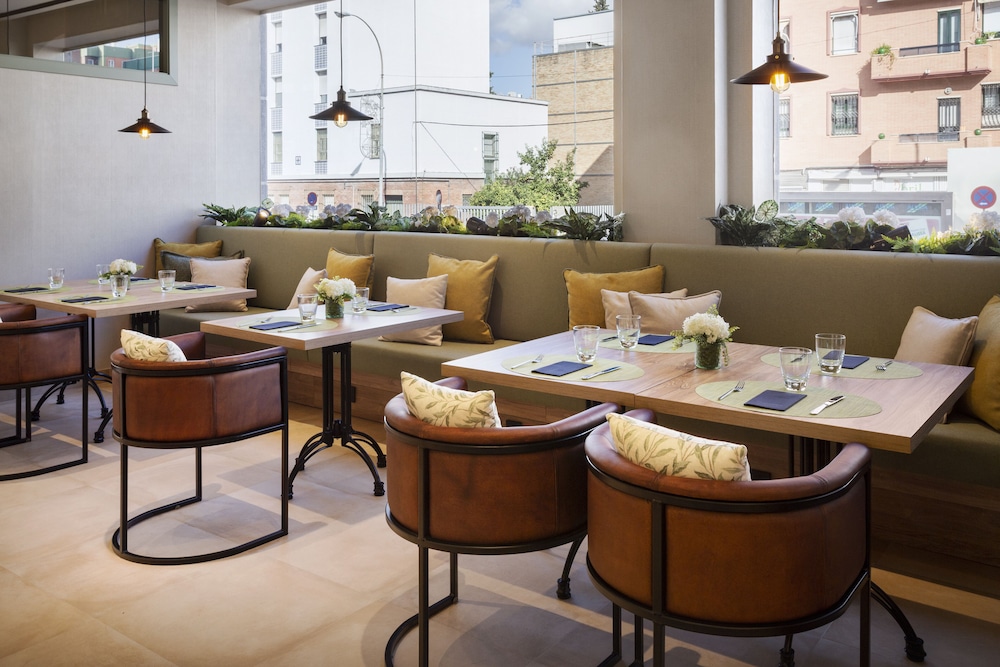 Catalonia Santa Justa — Restaurant & bars in Seville, Andalusia