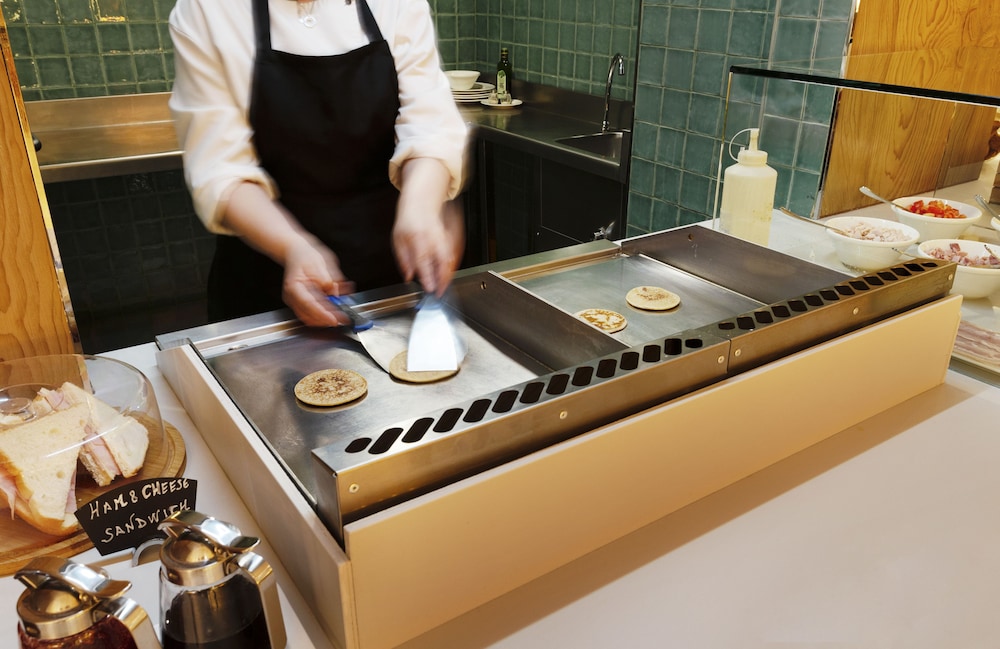 Catalonia Santa Justa — Restaurant & bars in Seville, Andalusia