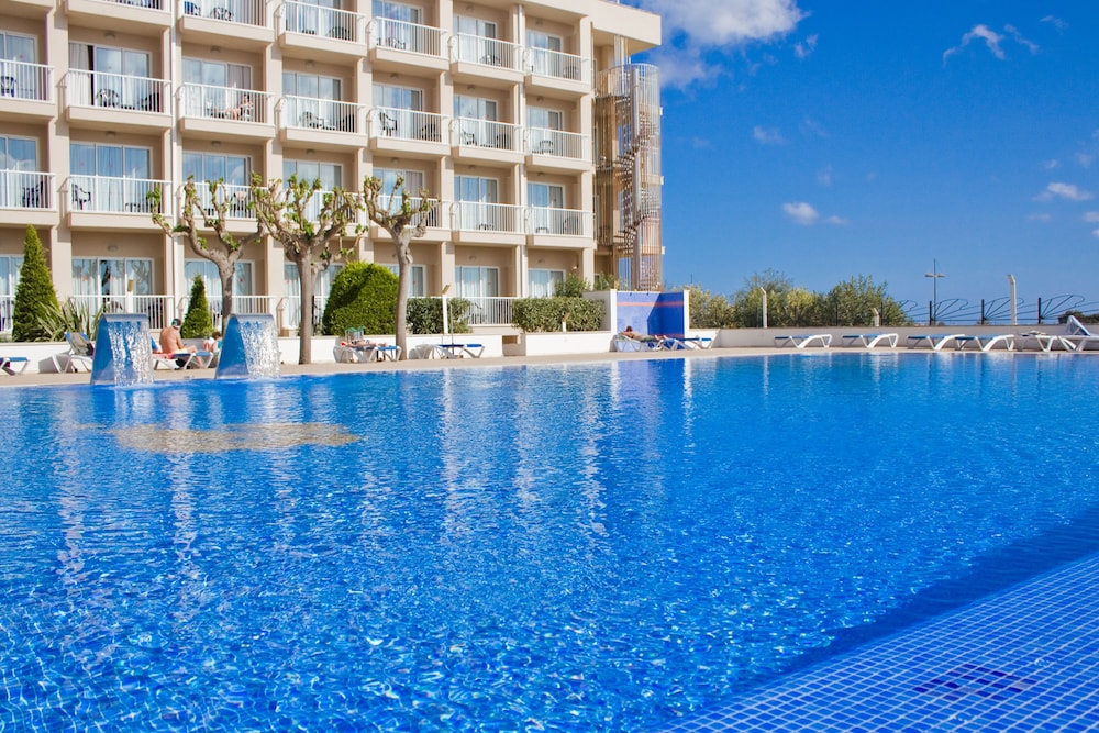Minura Hotel Sur Menorca — Pool in Punta Prima, Balearic Islands