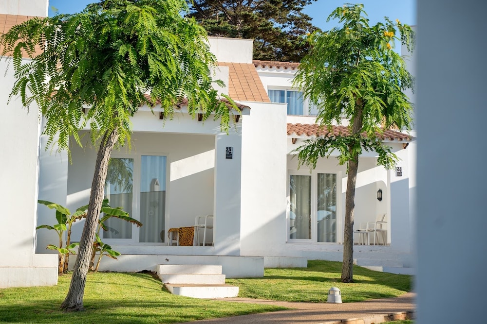 Minura Hotel Sur Menorca — Shared spaces in Punta Prima, Balearic Islands
