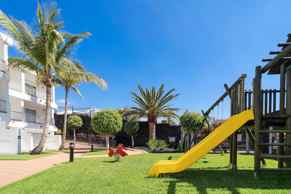 Plus Fariones Apartamentos — Attractions for children in Puerto del Carmen, Canary Islands