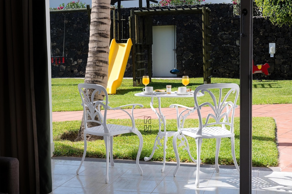 Plus Fariones Apartamentos — Attractions for children in Puerto del Carmen, Canary Islands