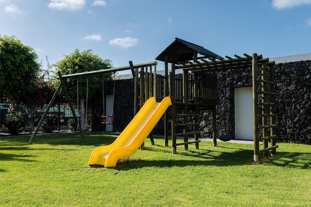 Plus Fariones Apartamentos — Attractions for children in Puerto del Carmen, Canary Islands