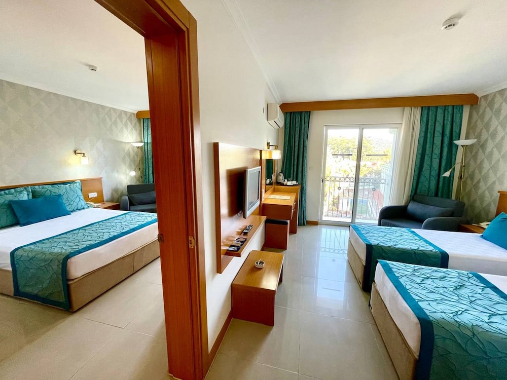 Green Forest Holiday Village — Hotel rooms in Fethiye, Mugla