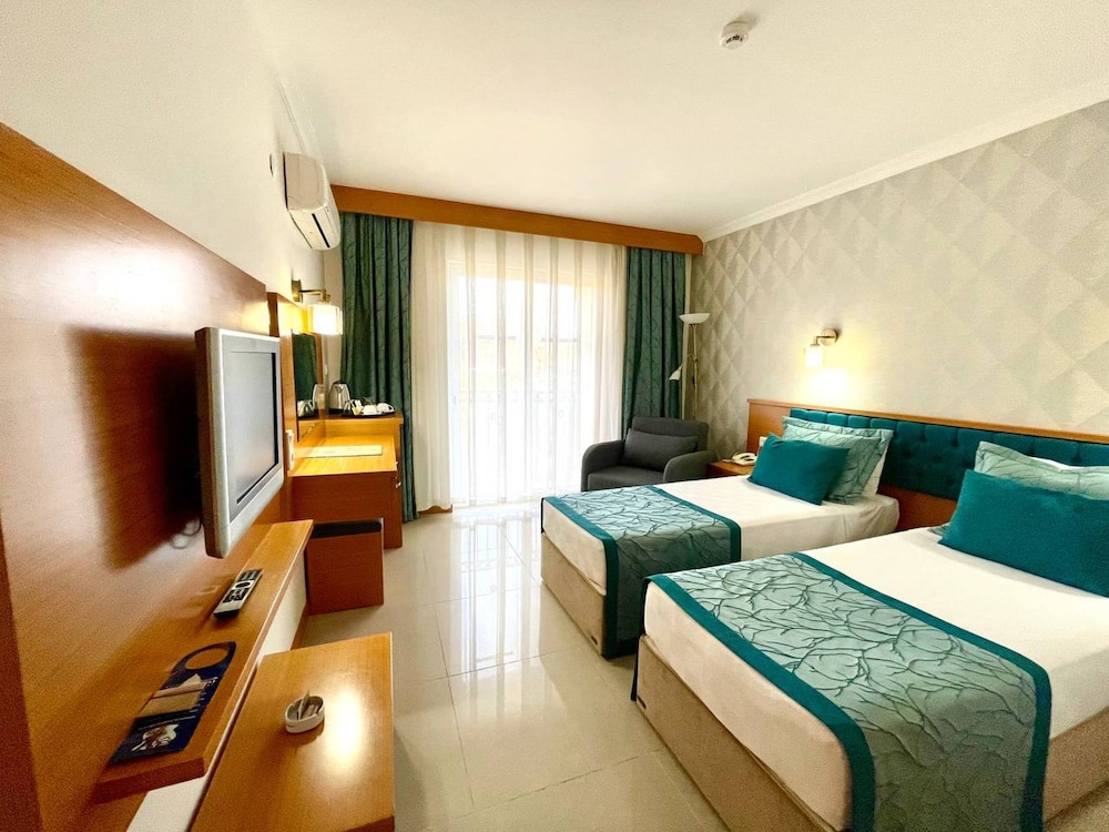 Green Forest Holiday Village — Hotel rooms in Fethiye, Mugla