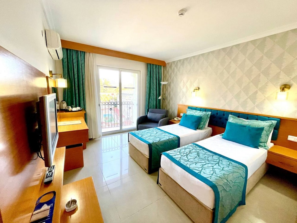 Green Forest Holiday Village — Hotel rooms in Fethiye, Mugla