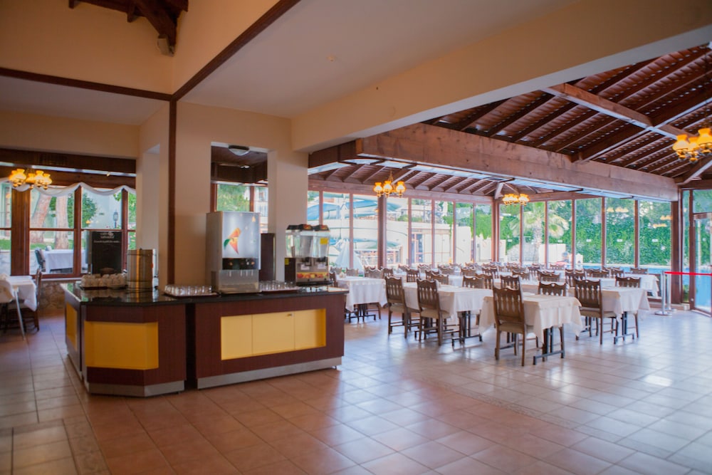 Hotel Greenland – All Inclusive — Restaurant & bars in Fethiye, Mugla