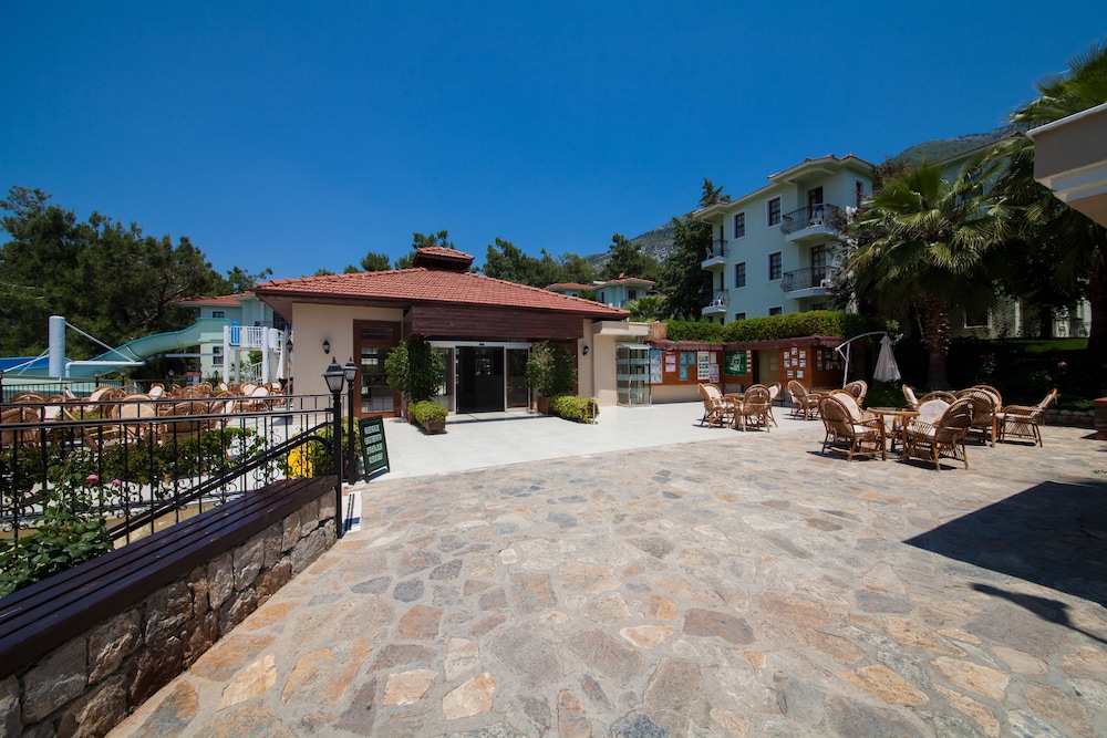 Hotel Greenland – All Inclusive — Hotel building in Fethiye, Mugla