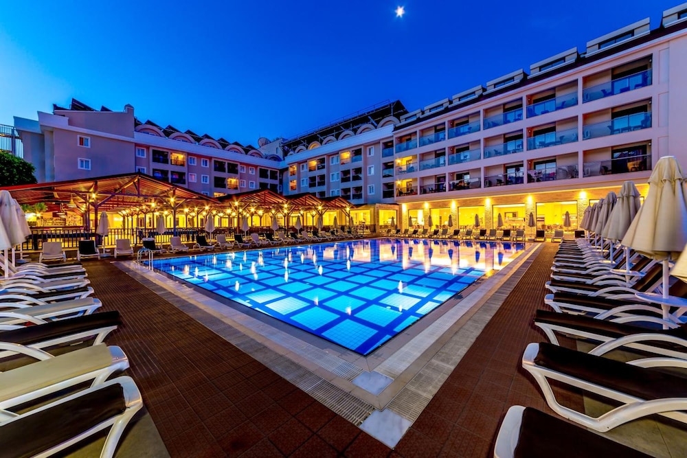 Julian Club Hotel - All Inclusive — Swimming pool in Marmaris, Mugla