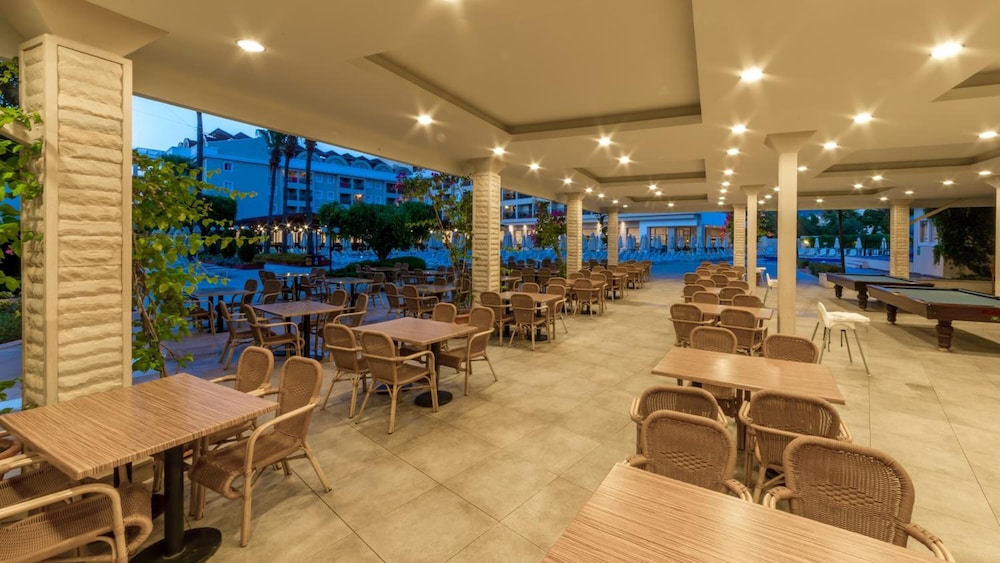 Julian Club Hotel - All Inclusive — Restaurant & bars in Marmaris, Mugla